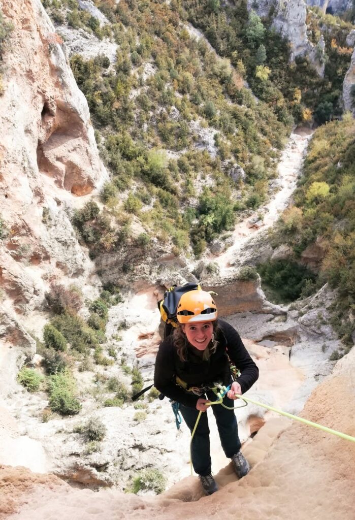 descente sur corde en canyoning